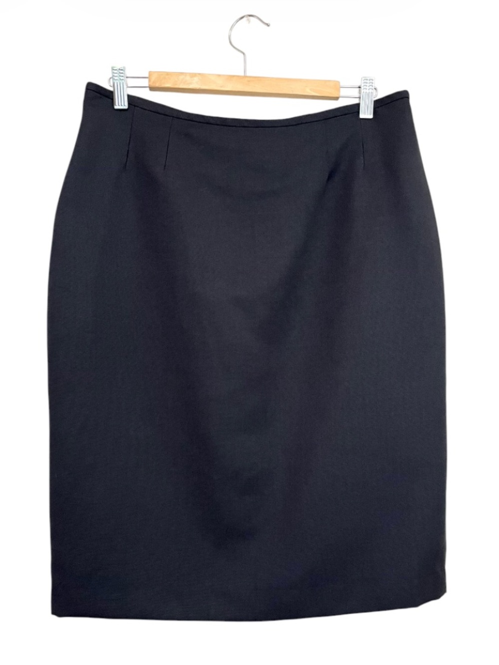 Le Suit Black Pencil Skirt - Sleek Office Staple